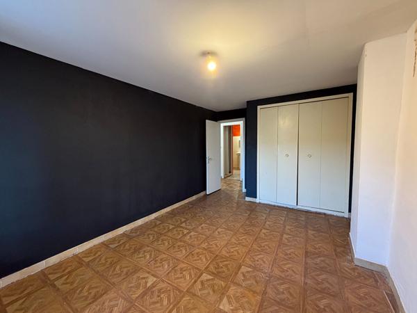 Location maison de village T4 104.41m² proche Trèbes et Carcassonne avec bureau et rangements