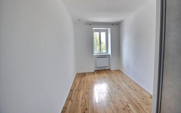 Maison à louer    4 pièces •  Morestel