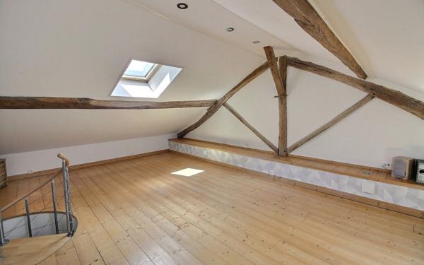 Maison à louer    4 pièces •  Morestel