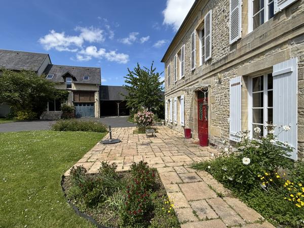 Propriété 8 pièces et ses dépendances