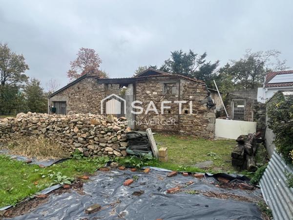 En campagne bâtisse en pierre à rénover – Potentiel 290 m²