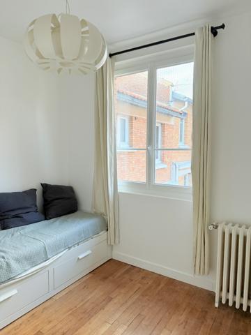 PARIS 20e – RUE D’AVRON – STUDIO RÉNOVÉ – VENDU OCCUPÉ