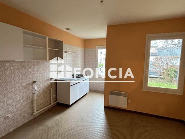 À vendre Maison 5 pièces 101 m² - Dampierre-en-burly 45570