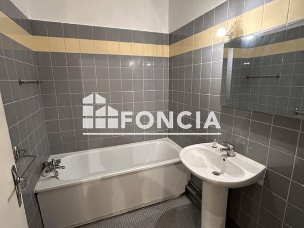 À vendre Maison 5 pièces 101 m² - Dampierre-en-burly 45570