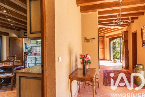 Maison à vendre 6 pièces 275 m² Marcillac-Saint-Quentin