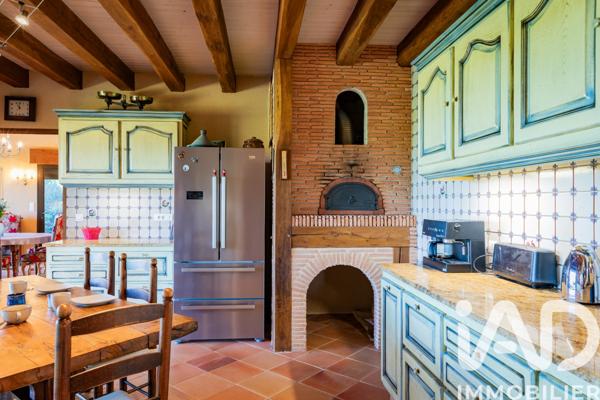 Maison à vendre 6 pièces 275 m² Marcillac-Saint-Quentin