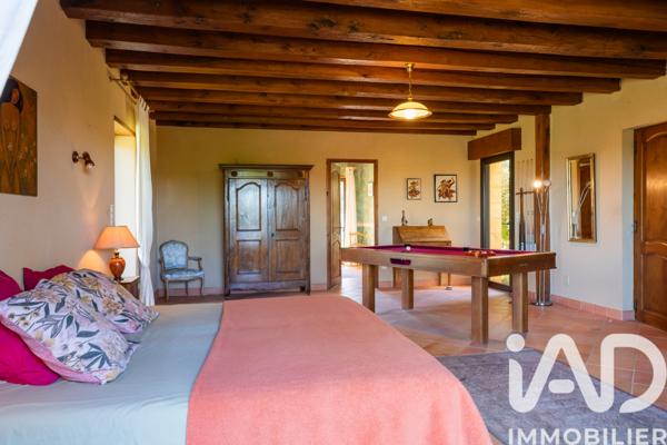 Maison à vendre 6 pièces 275 m² Marcillac-Saint-Quentin