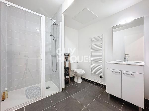 MAISON À LOUER DE 4 PIÈCES DE 81,90 M²