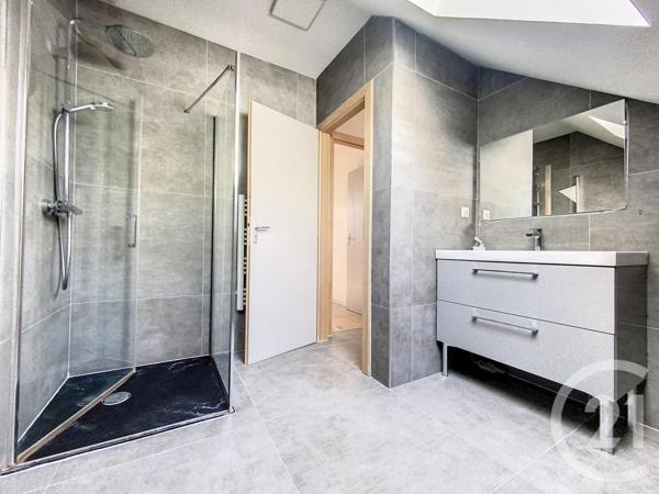 Appartement F3 à vendre  3 pièces - 68 m2 ETUPES - 25