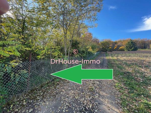 Terrain à vendre de 1 070 m²