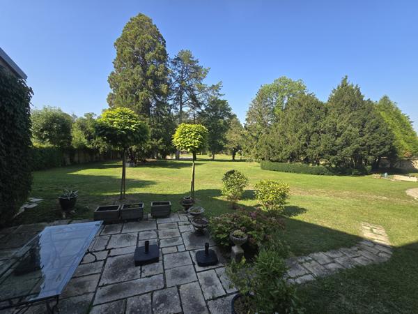 Magnifique maison en pierre de 271 M²