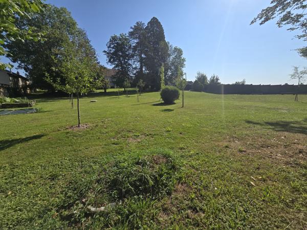 Magnifique maison en pierre de 271 M²