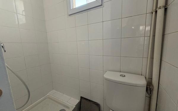 Appartement à vendre    1 pièce • 15 m2 Paris 11