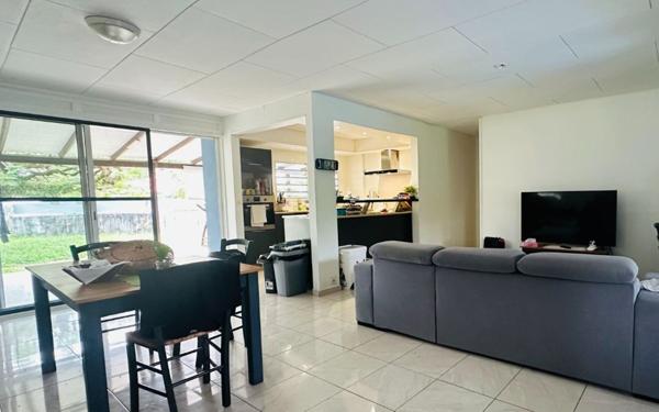 Maison à vendre    4 pièces •  Kourou