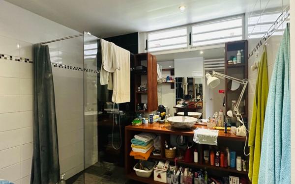 Maison à vendre    4 pièces •  Kourou