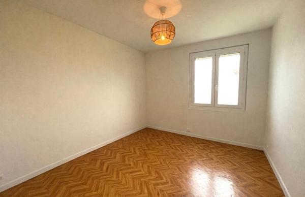 Maison 4 pièces de 100 m² 3 chambres