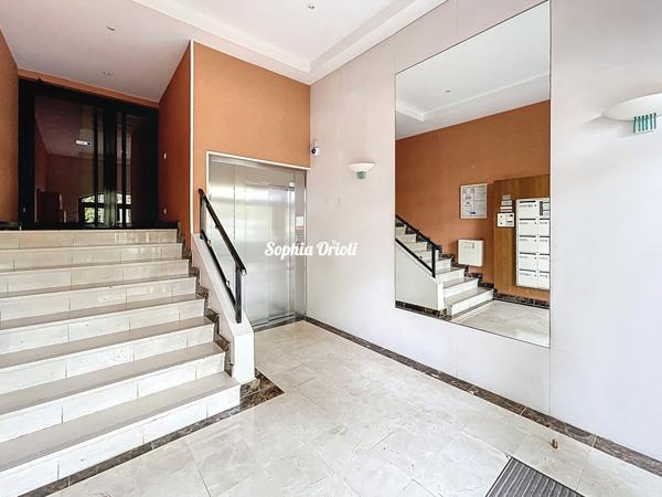 Appartement 4 pièces - 95 m² Exclusivité efficity