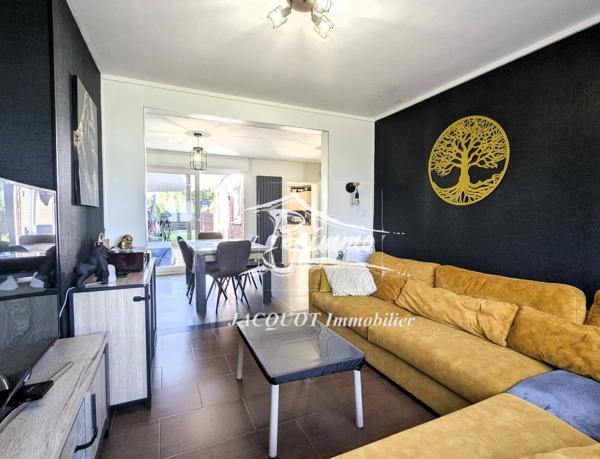 Vente immobilière : Maison à Halluin , quartier Mont Fleuri 4 pièces 88 m² 245 000 €- Jacquot Immobilier.