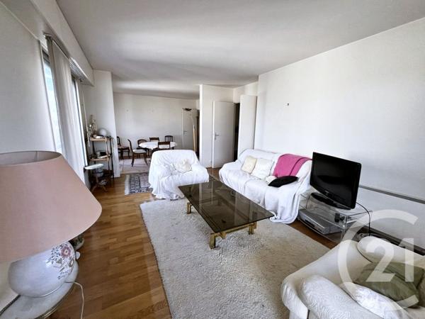 Appartement F3 à vendre  3 pièces - 62,83 m2 COURBEVOIE - 92