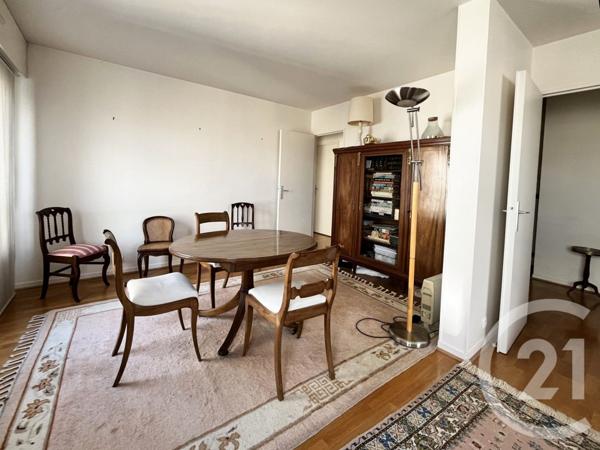 Appartement F3 à vendre  3 pièces - 62,83 m2 COURBEVOIE - 92
