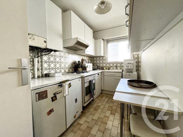 Appartement F3 à vendre  3 pièces - 62,83 m2 COURBEVOIE - 92