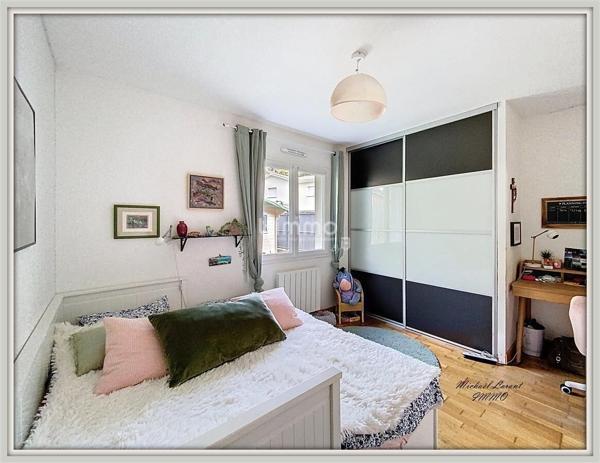 Maison familiale 5 chambres- au Calme