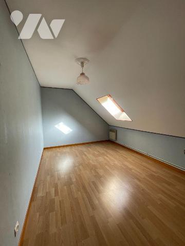 A ACHETER sur la commune d'ARCISSES (Margon)

Une agréable maison située dans un environnemen...