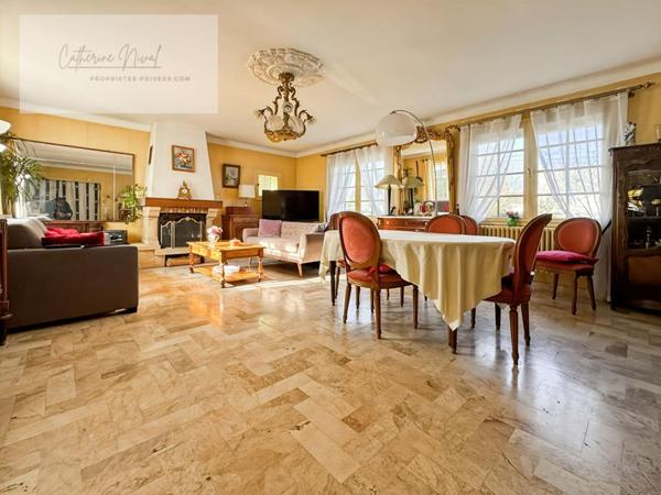 Maison familiale, 4 chambres, un garage