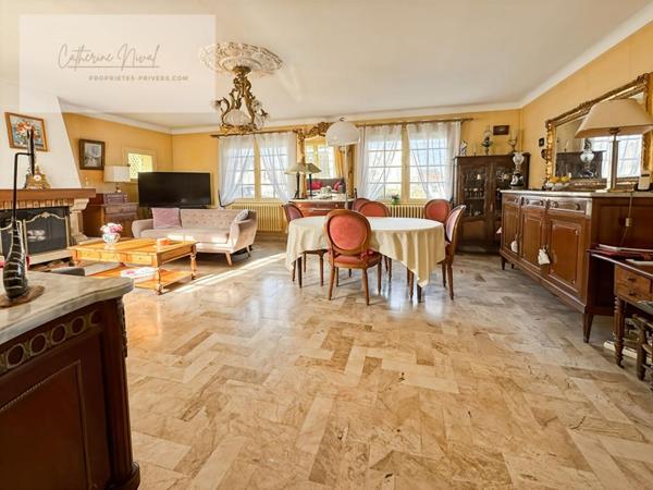 Maison familiale, 4 chambres, un garage