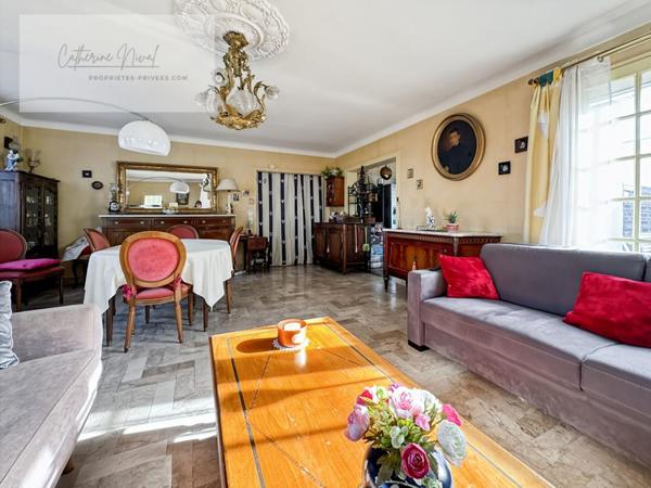 Maison familiale, 4 chambres, un garage