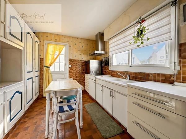 Maison familiale, 4 chambres, un garage