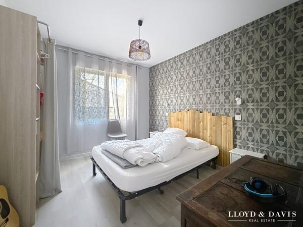 Meschers sur Gironde : Maison Contemporaine de 117 m² + garage, avec Piscine , sur 1000m² de terrain