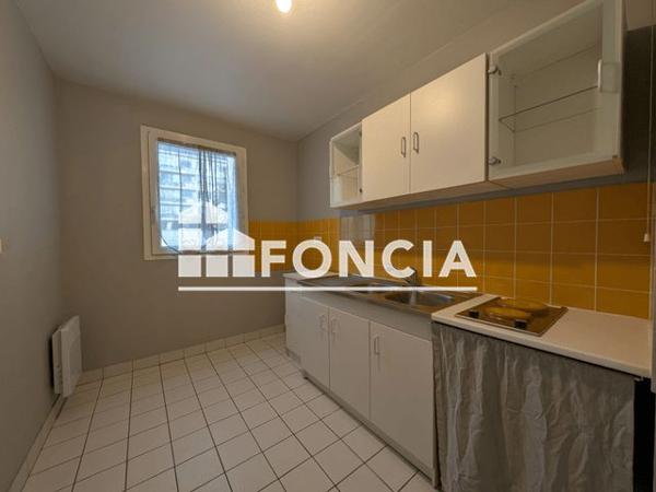 Location Appartement 2 pièces 47.9 m² - 2 RUE MARTIN FRERES Rouen 76000