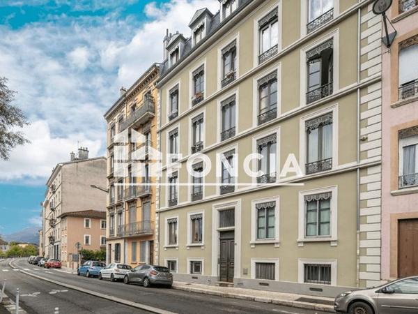 À vendre Appartement 2 pièces 45 m² - Grenoble 38000