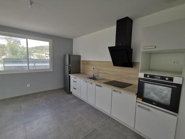 Villa RECENTE Saint Privat Des Vieux 6 pièce(s) 130 m2 4 CHAMBRES  + GARAGE