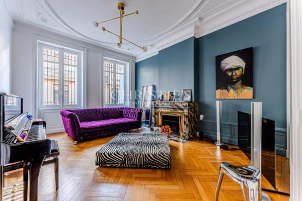 BORDEAUX SAINT-GENÈS – MAISON DE MAÎTRE AVEC JARDIN