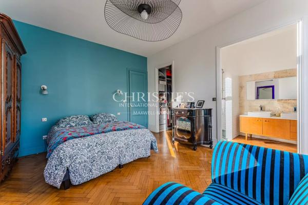 BORDEAUX SAINT-GENÈS – MAISON DE MAÎTRE AVEC JARDIN