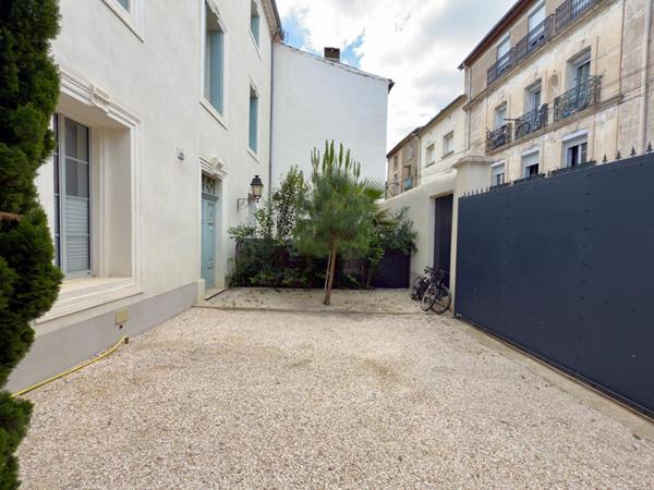 Immeuble de rapport 400m² à Béziers, 6 apparts meublés haut de gamme