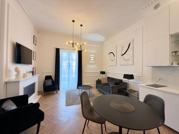 Immeuble de rapport 400m² à Béziers, 6 apparts meublés haut de gamme