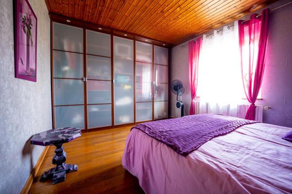 Maison de caractère de 261 m² sur 20 ares avec espaces de vie remarquables