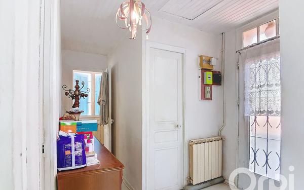 Appartement à vendre    3 pièces • 50 m2 Toulon