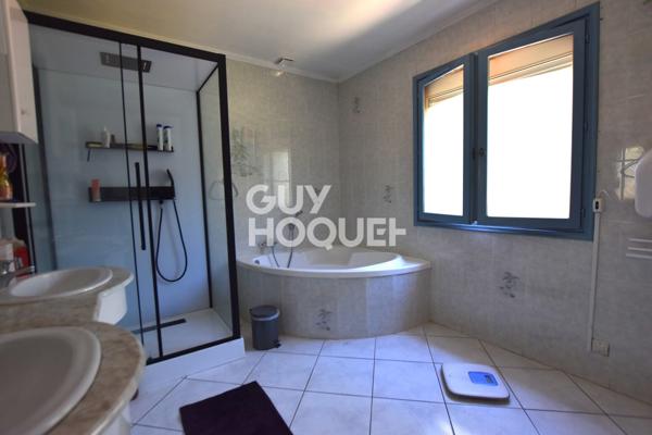 Propriété rare avec potentiel commercial