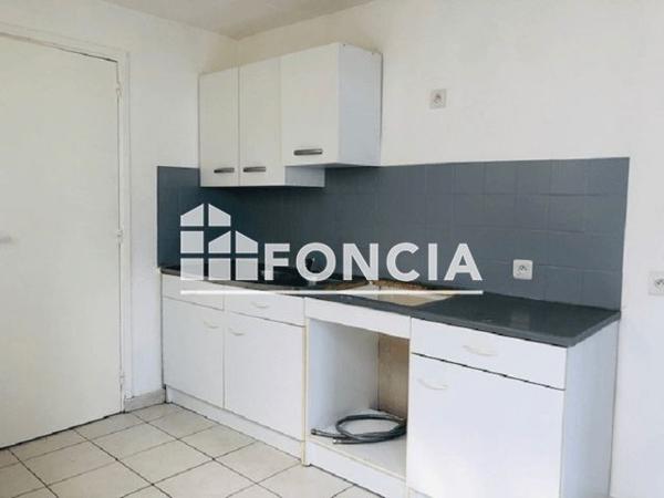 Location Maison 4 pièces 61.5 m² - 31 CITE CHARLES WINDELS Halluin 59250