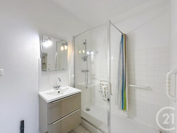 Appartement F2 à vendre  2 pièces - 65,59 m2 TROYES - 10
