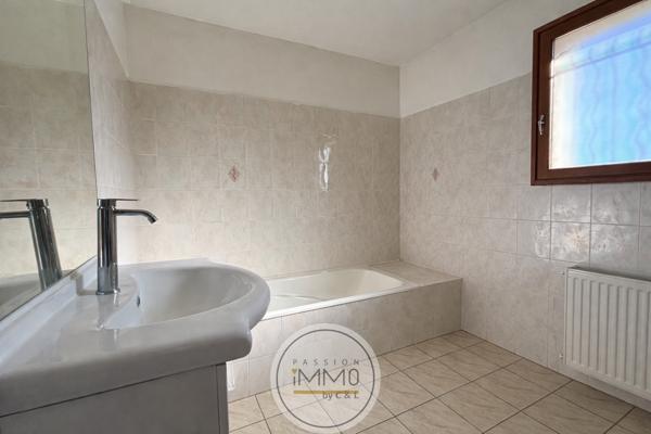 Maison 4 pièce(s) 3 chambre(s) 121.65 m²