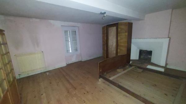 CINTEGABELLE-Corps de ferme 7 pièces 300 m² Cintegabelle (31550)