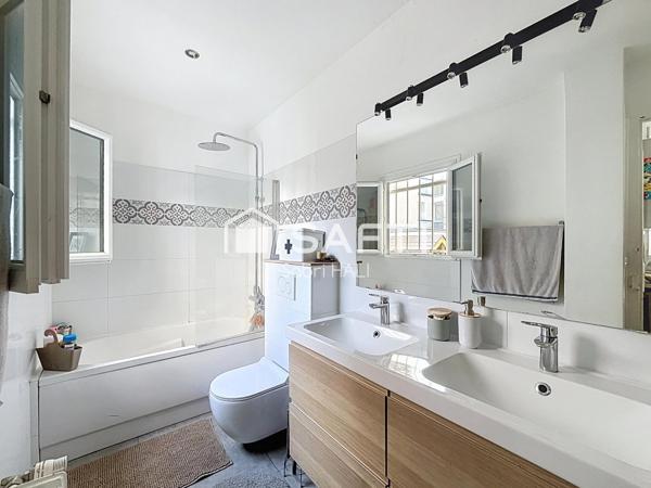 Maison - Courbevoie République - 3 chambres  Charme de l'ancien