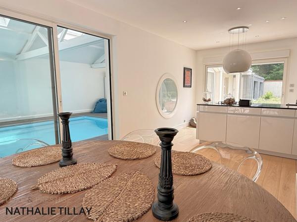 Ardon, proche Orléans, golf de Limere, à vendre Maison d'architecte, avec jardin et piscine