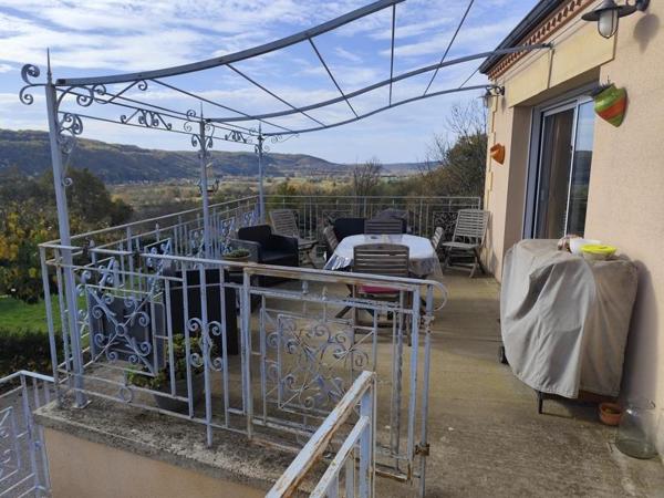 Maison à vendre |  Terrasson-Lavilledieu |  5 pièces | 130 m²