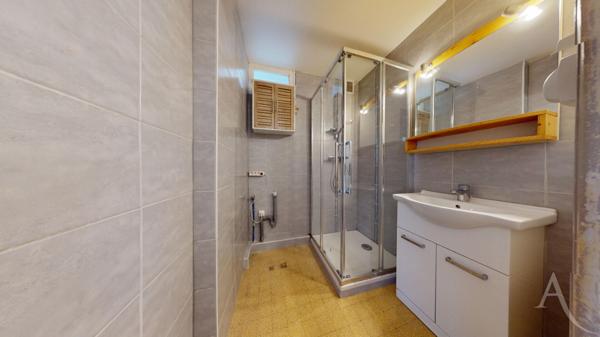 Appartement Grenoble 3 pièce(s) 57.85 m2